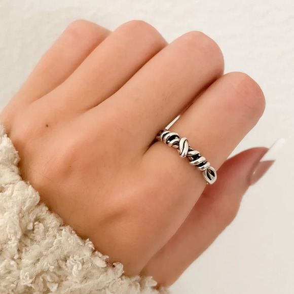 925 Sterling Silver Dainty Ring Knot Ring Thin Stackable Ring Band Modern Ring - Picture 1 of 7